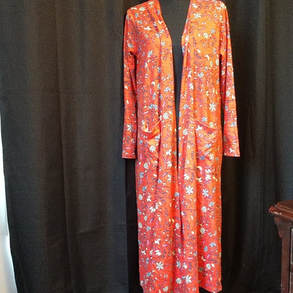 Lularoe Sarah - Picture 2 of 4